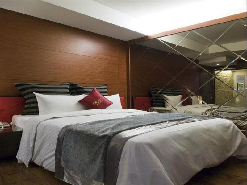 Golden Hot Spring Hotel Taipei Exterior photo